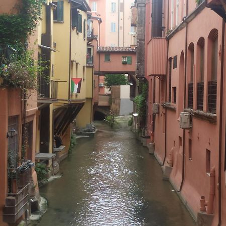 Casa Vacanze Il Canale Bologna Bagian luar foto